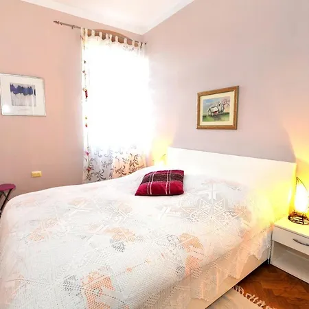 With Wifi - 6079 شقة