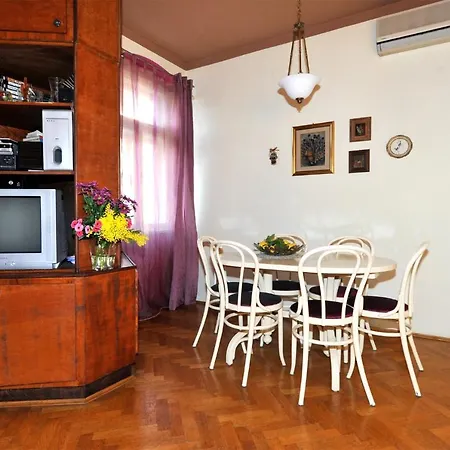 With Wifi - 6079 Apartamento